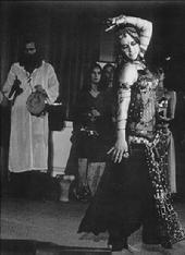 Rhea performs with Bal Anat in 1969